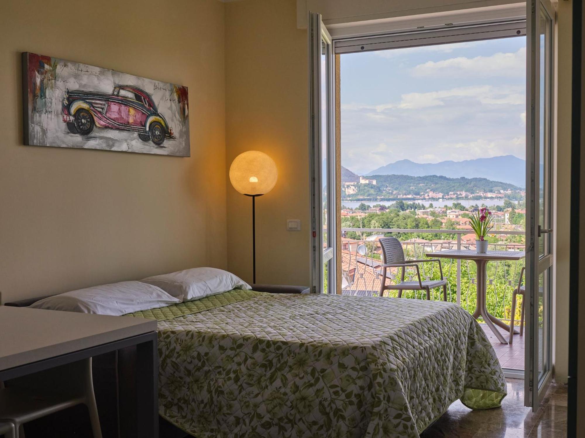 Casa Ierardi - Appartamento Arona Bellavista Buitenkant foto